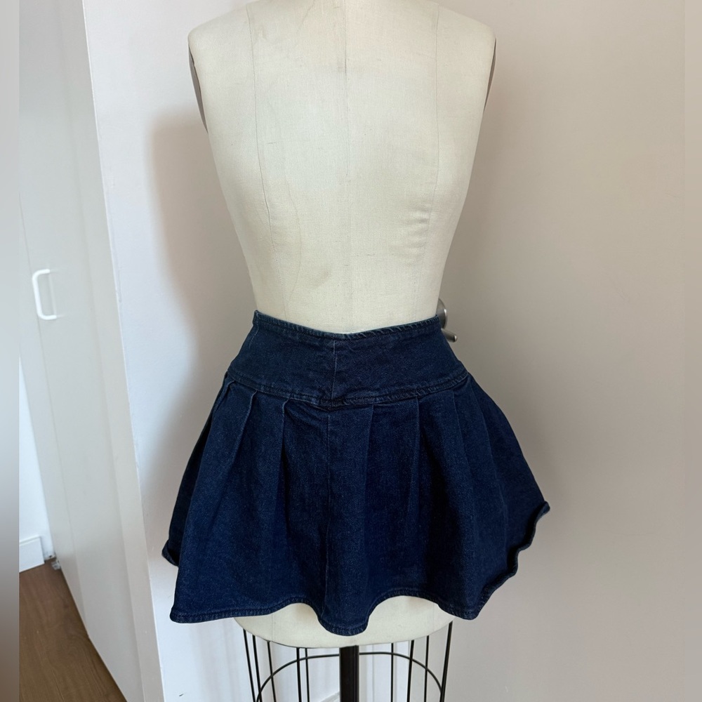 Dark Blue Denim Mini Skirt social collision 

s/m